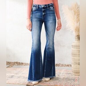 Kancan Kurvy Mid-Rise Super Flare Jean